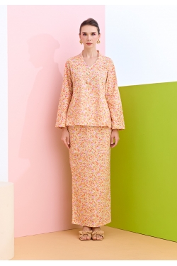 TUSCA WOMEN: Airys Kurung Kedah in Pastel Orange                 