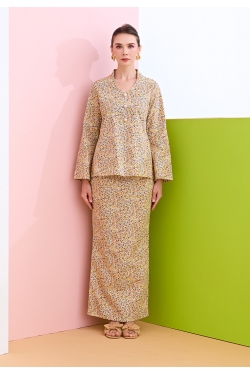 TUSCA WOMEN: Airys Kurung Kedah in Pastel Yellow                         